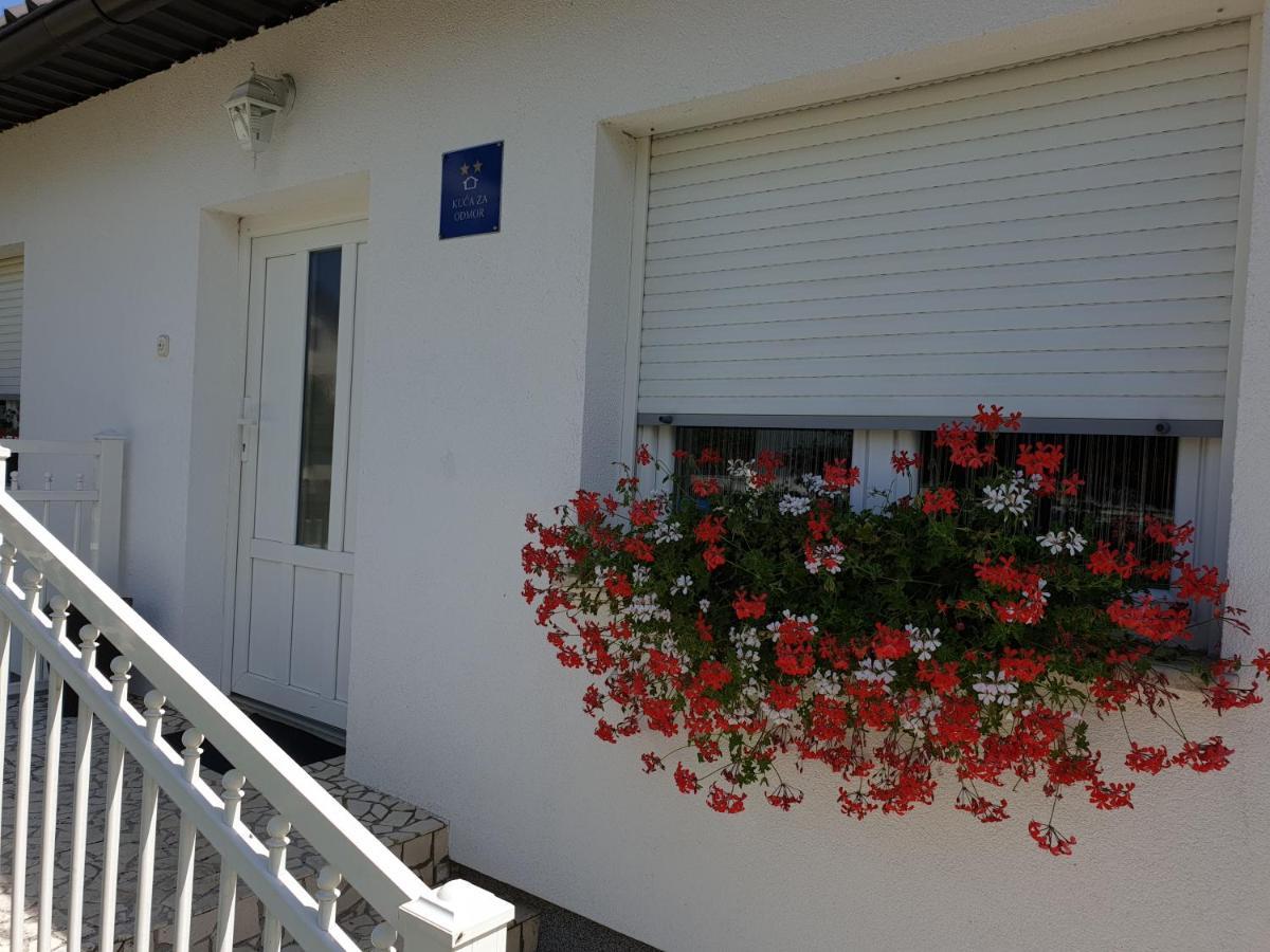 Holiday Home Bulog Sinac Kültér fotó
