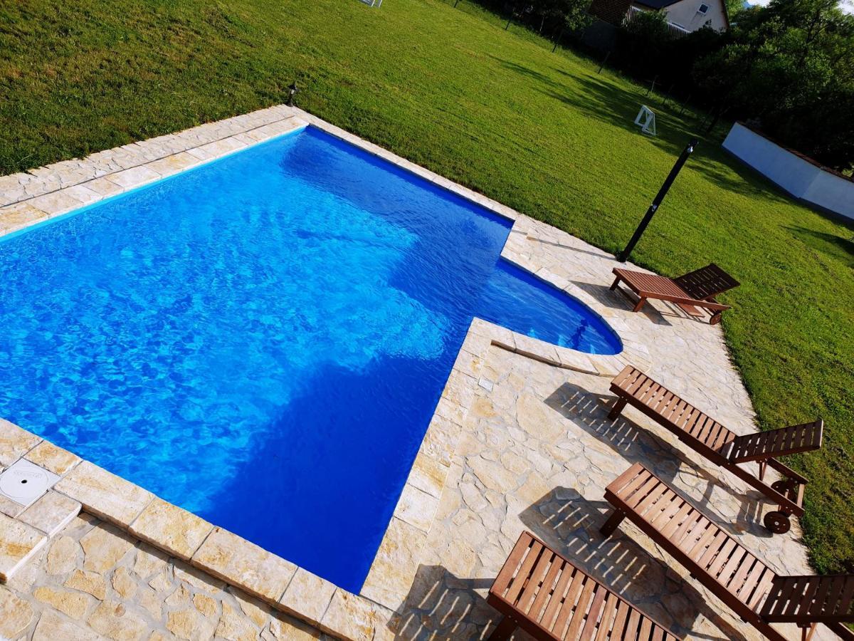 Holiday Home Bulog Sinac Kültér fotó