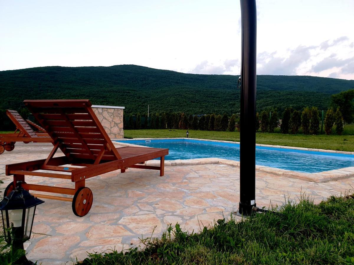 Holiday Home Bulog Sinac Kültér fotó
